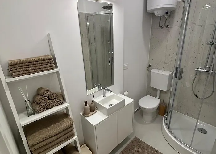 Trina In The Centre Apartman